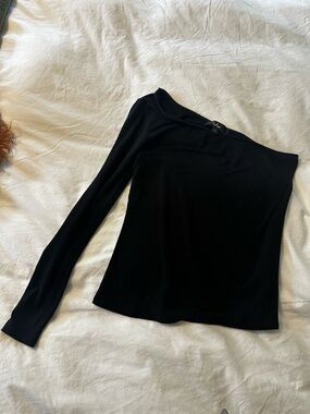Lulu's Black Asymmetric One-Shoulder Long Sleeve Top